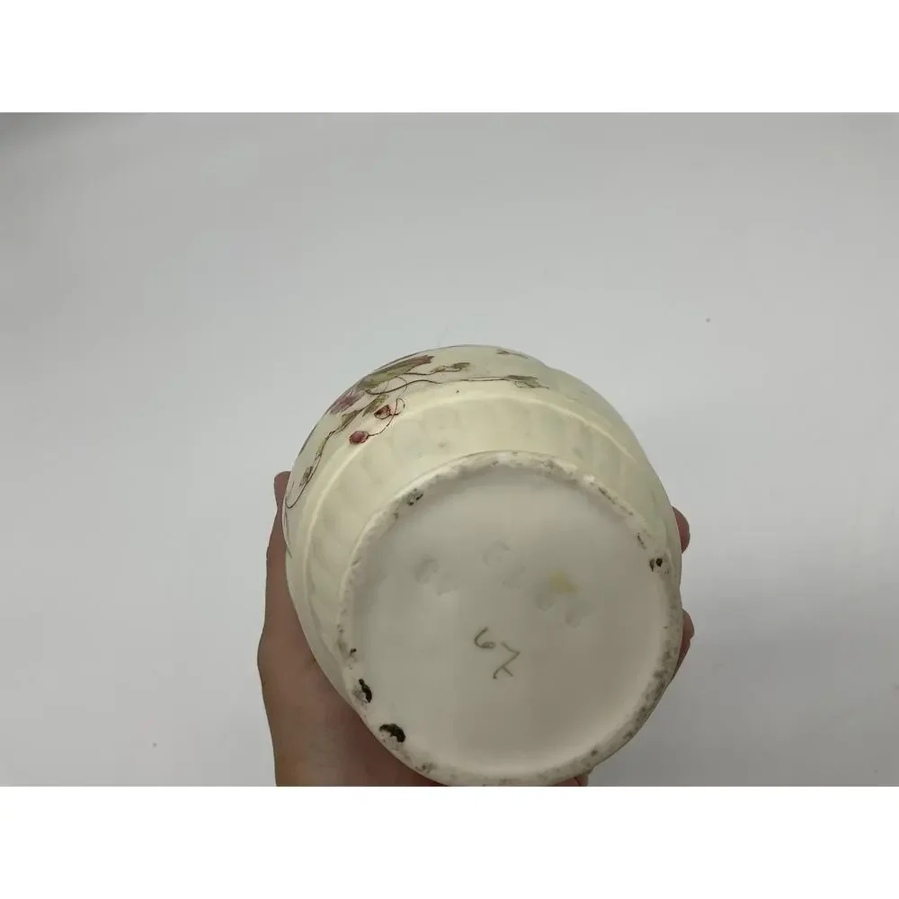 Unmarked vintage hand